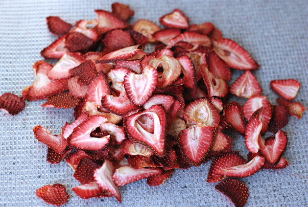 Dried strawberries